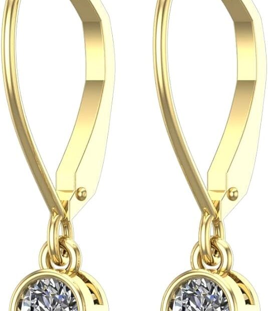 Earrings with pendants and diamonds weighing 1–6 carats Value collection